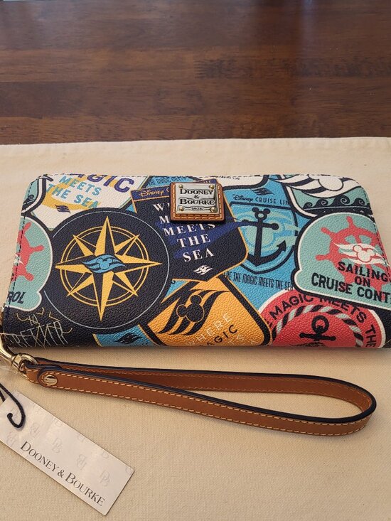 Dooney & Bourke Handbags - Disney x Dooney & Burke DCL Disney Cruise Line Wristlet - NWT